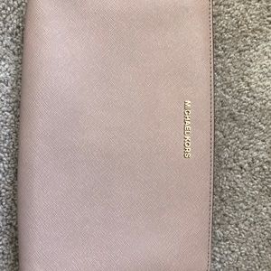 Michael Kors Clutch pink